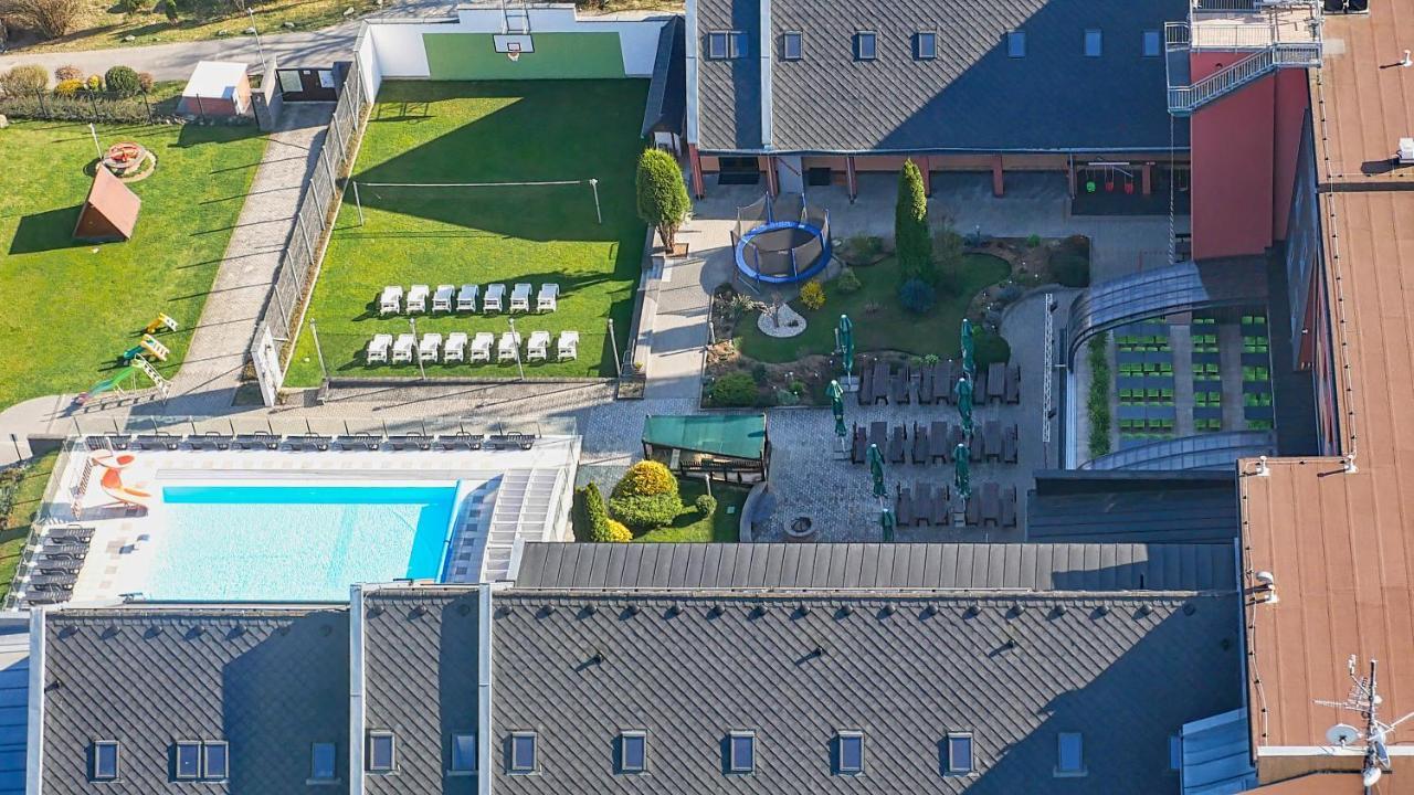 Orea Resort Panorama Moravsky Kras Blansko Buitenkant foto